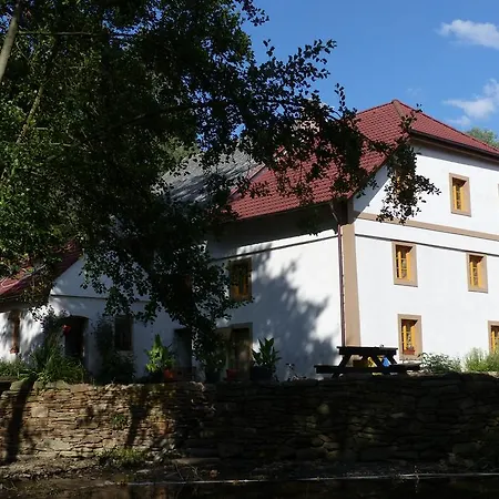 Farm stay Biofarma Dolejsi Mlyn Kamberk